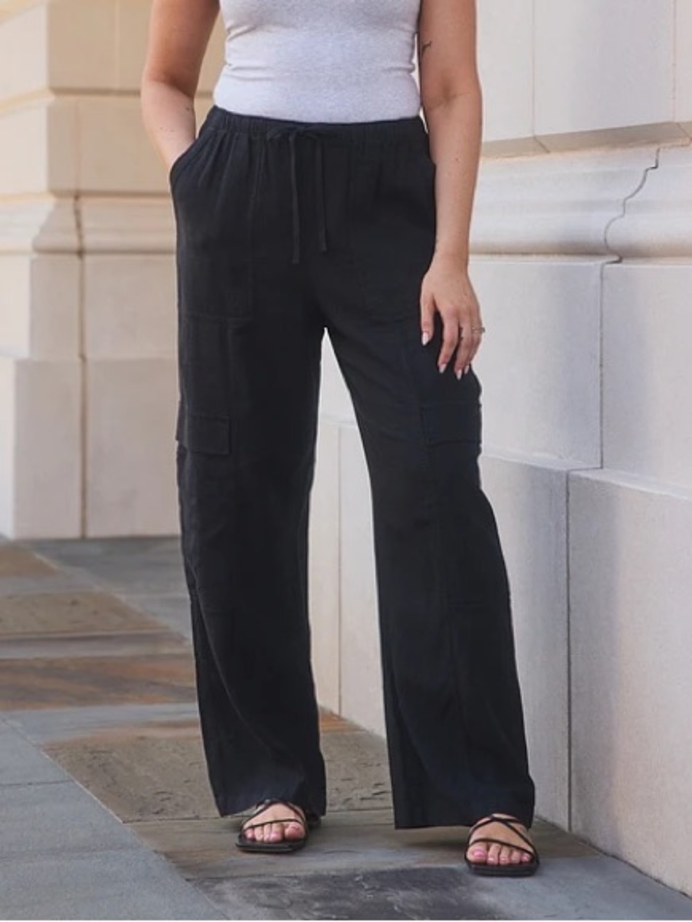 abercrombie & fitch cargo black pant womens pull on